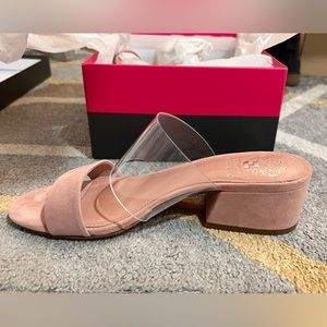 *Brand New* Vince Camuto / Caverra / pink flesh tone